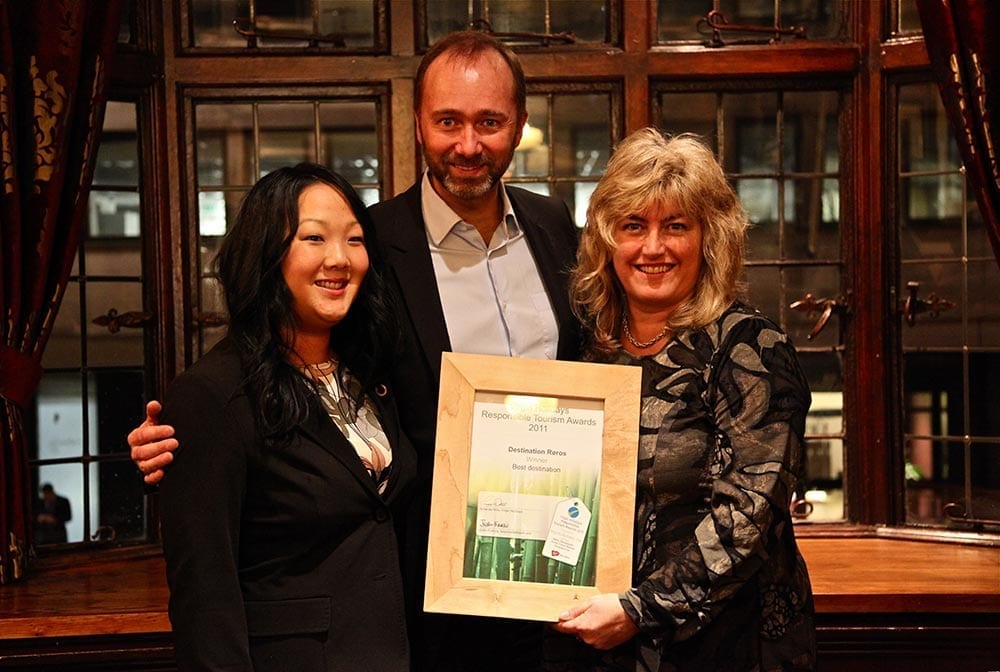 Vinner Best Destination Responsible Tourism Awards 2011 Fra venstre: Gunhild Sun Bellsli, Trond Giske og Hilde Bergebakken