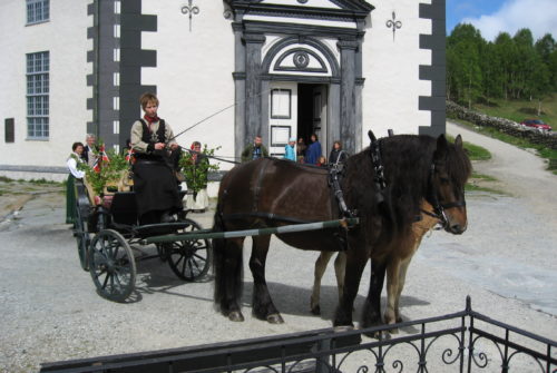 Bryllupskjøring, foto Per Matti Svendsen