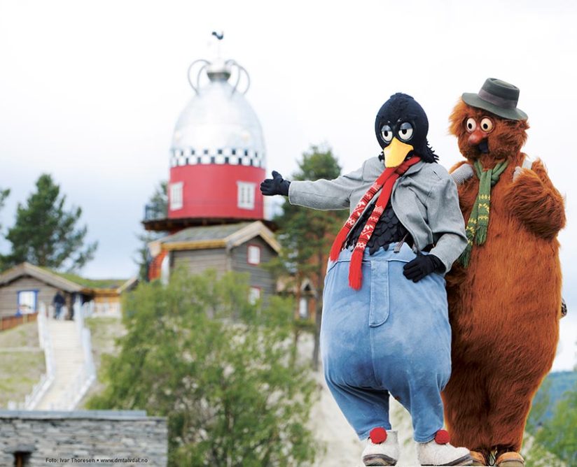 Solan og Ludvig tar med deg inn i Kjell Aukrust sin verden på Aukrustsenteret i Alvdal. Besøk også Flåklypatoppen og bli astronaut. Foto: Ivar Thoresen Solan og Ludvig tar med deg inn i Kjell Aukrust sin verden på Aukrustsenteret i Alvdal. Besøk også Flåklypatoppen og bli astronaut. Foto: Ivar Thoresen