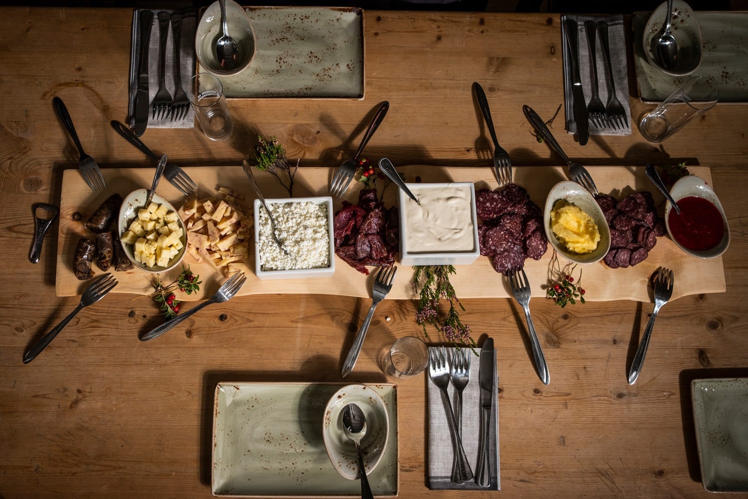 Lokalmat på Kaffestuggu. Foto: Frontal Media