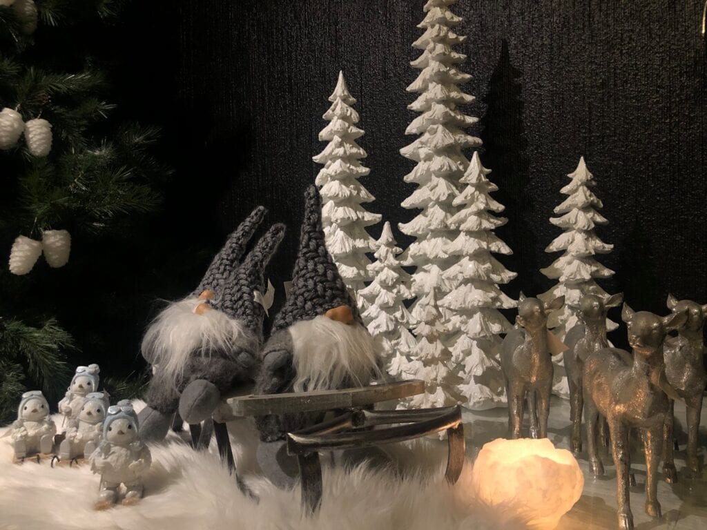 White House of Candles