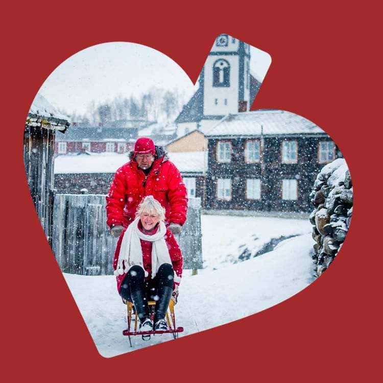 Spark i juleomgivelser.